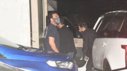 Salman Khan ने पुरे परिवार संग ऐसे मनाई  Ganesh Chaturthi ; Watch Video |FilmiBeat