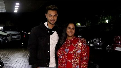 Salman की बहन Arpita और जीजा Ayush Ganpati Celebration पर पहुंचे ऐसे; Watch Video |FilmiBeat