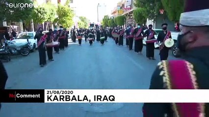 شاهد: الآلاف يستعدون لإحياء مراسم عاشوراء في كربلاء العراقية