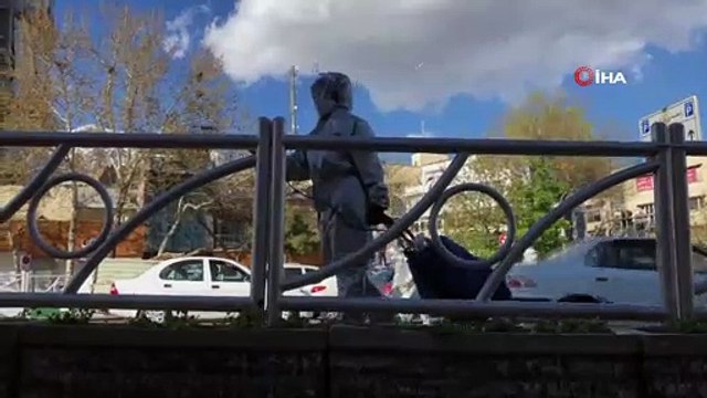 - İran'da koronadan ölenlerin yarısı Tahran'da