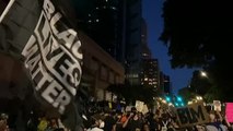 Violentos enfrentamientos entre manifestantes pro Trump y defensores del Black Lives Matter en Portland