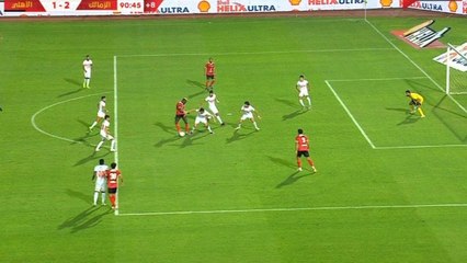 مروان محسن يثير الجدل في مباراة الأهلي والزمالك