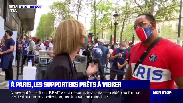 À quelques heures de la finale, de nombreux supporters du PSG font la queue devant la boutique officielle
