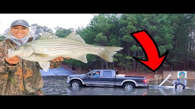 Surprise GIANT Fish Catch at DANGEROUSLY Flooded Lake!