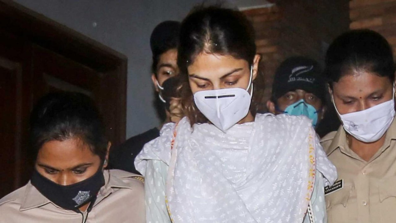 CBI likely ot call Rhea for questioning in SSR...