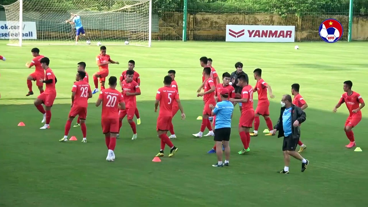 Training | U22 Việt Nam tập luyện quyết tâm để ghi điểm trong mắt HLV Park | VFF Channel