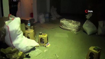 Depodan gelen ağır kokular polisi harekete geçirdi: 218 kilo uyuşturucu ele geçirildi