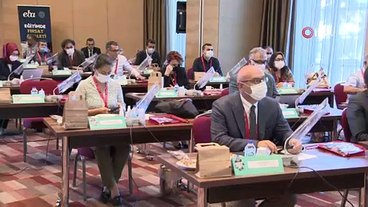 Bakan Selçuk: EBA İnternet, dünya genelinde en çok ziyaret edilen 3’üncü site olma durumuna geldi