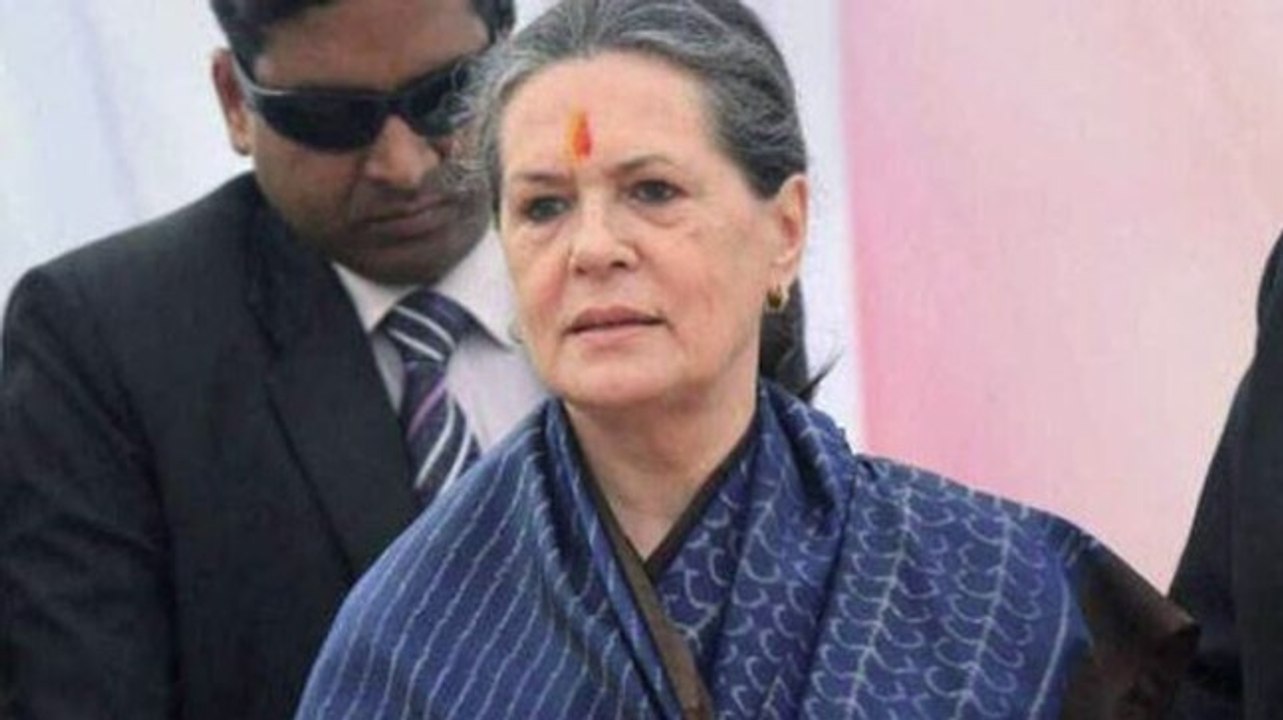 Congress councillor writes letter in blood to Sonia Gandhi, demands Rahul be made party president