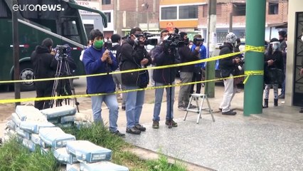 COVID entre fallecidos y detenidos en la trágica fiesta ilegal en Perú