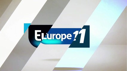 L'origine des seins en silicone... "Ca vous dirait d'en avoir des plus gros ?"