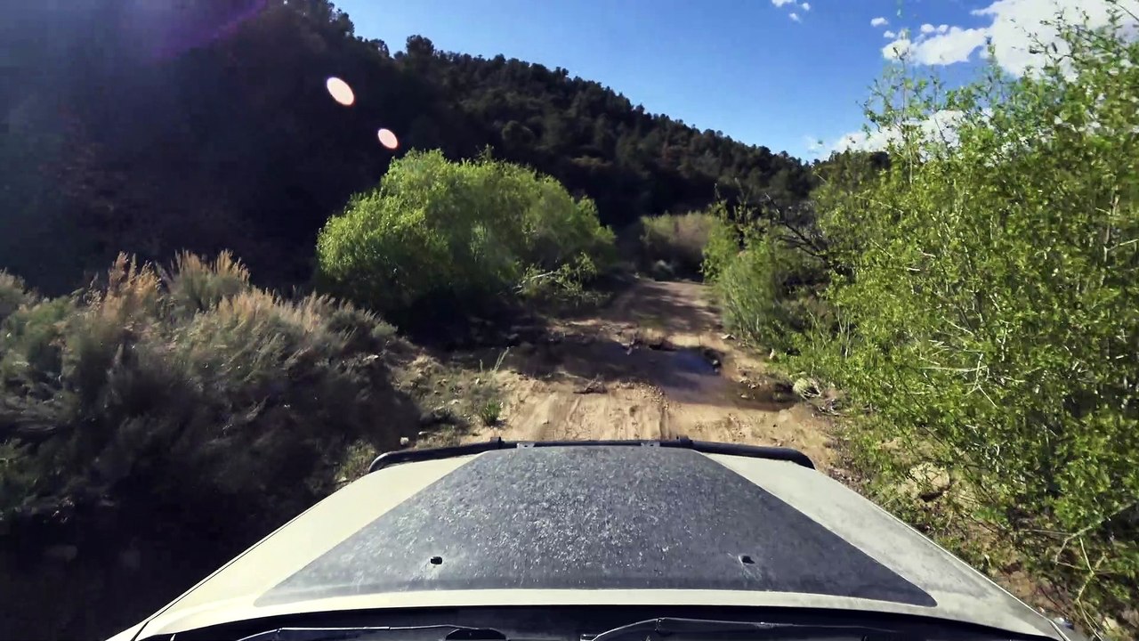Drive between two ghost towns