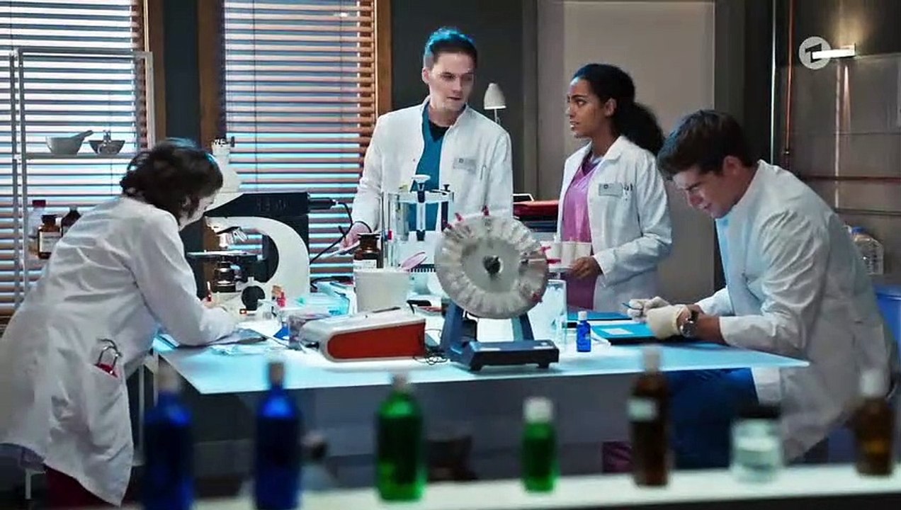 Veränderungen (217) - In aller Freundschaft – Die jungen Ärzte