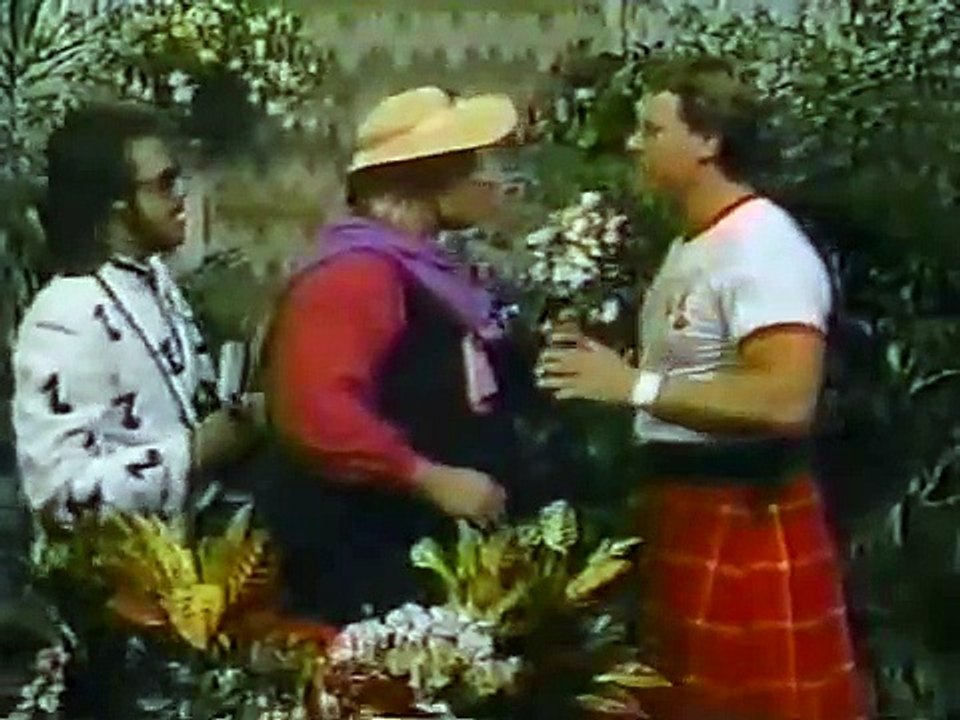Adrian Adonis Flower Shop with Roddy Piper 08-16-1986