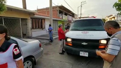 Desprendimiento de enjarre de un techo provoca dos lesionados