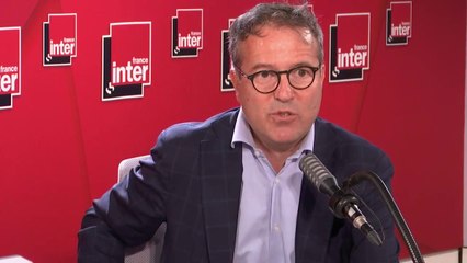 Martin Hirsch : 'On a les performances de santé qu'un pays mérite. Aujourd'hui, il faut arrêter de penser que le comportement du virus a changé, qu'il est devenu doux. La bataille contre le virus, elle se gagne sur nos comportements.'