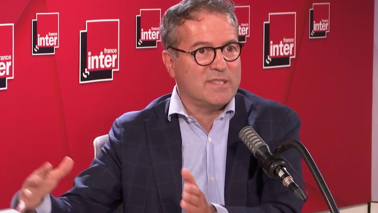 Martin Hirsch : "La réalité, c'est qu'aujourd'hui, on a des indicateurs dans les hôpitaux qui augmentent et doublent tous les 26 jours. Début mars, ça doublait tous les trois jours. Notre travail collectif est que ce doublement ne s'accélère pas."