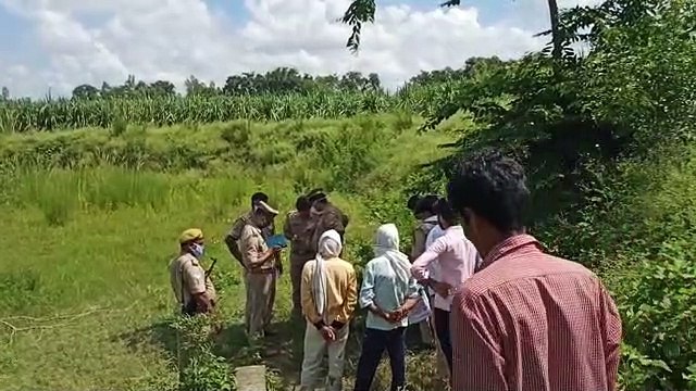 लखीमपुर: नाबालिग दलित किशोरी का खेत में मिला शव, परिजनों ने लगाया रेप का आरोप