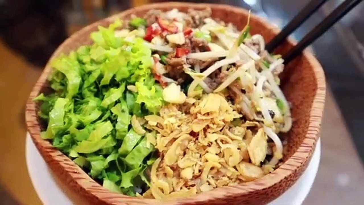 Indian Girl Exploring Vietnam 2020 I Hanoi Travel Video I Swanderlust by Swathihariharan