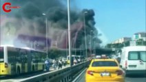 Bakırköy'de metrobüs alev alev yandı