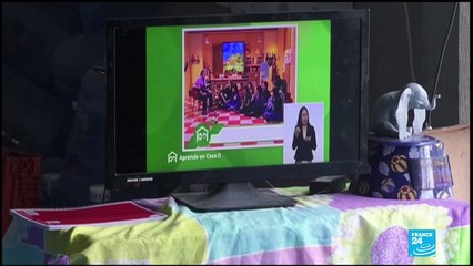 Mexico students return to class, even as schools stay shut