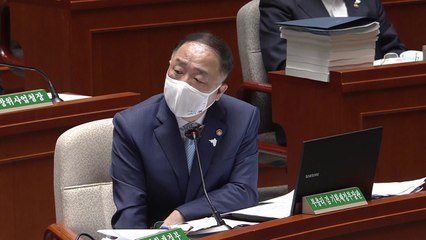 홍남기 "4차 추경 필요하다는 판단, 성급해" / YTN