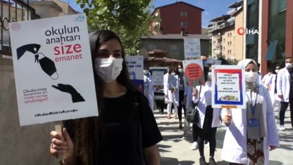 - Hakkari’de öğretmenler farkındalık için yürüdü