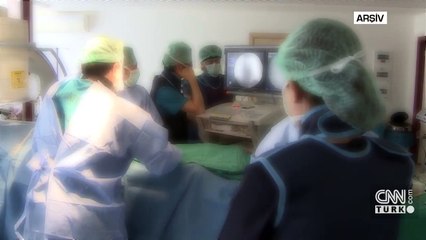 Son dakika: İngiliz hastayı Türk doktorlar kurtardı | Video