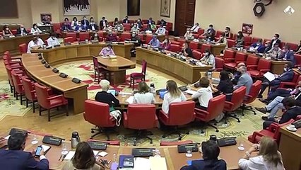 Video herunterladen: El Congreso rechaza que Iglesias comparezca en el Congreso por la financiación de Podemos