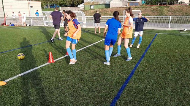 FÉMININES / ENTRAINEMENT DE REPRISE A MIREBEAU 2/3 (24/08)