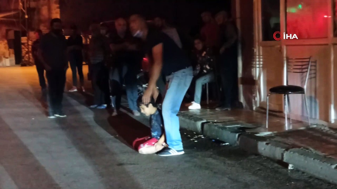 Birlikte yaşadığı adam tarafından bıçaklanan kadın ağır yaralandı