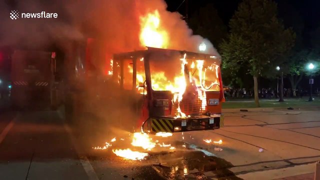 Fires, national guard and chaos hit Kenosha after police shooting of Jacob Blake