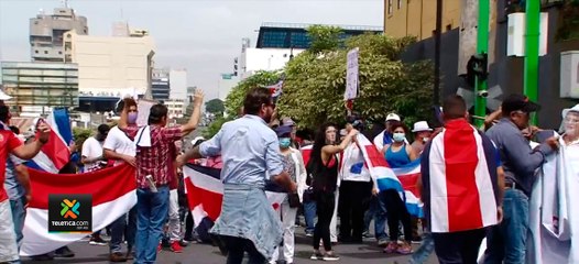 tn7-Manifestante-detona-explosivo-cerca-de-Casa-Presidencial-250820