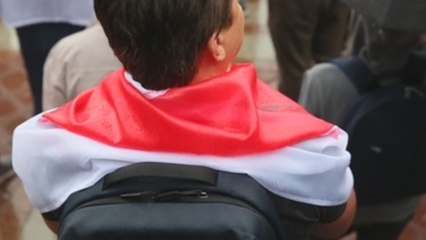 Lukashenko mantiene pulso con la oposición, que recaba apoyos en extranjero