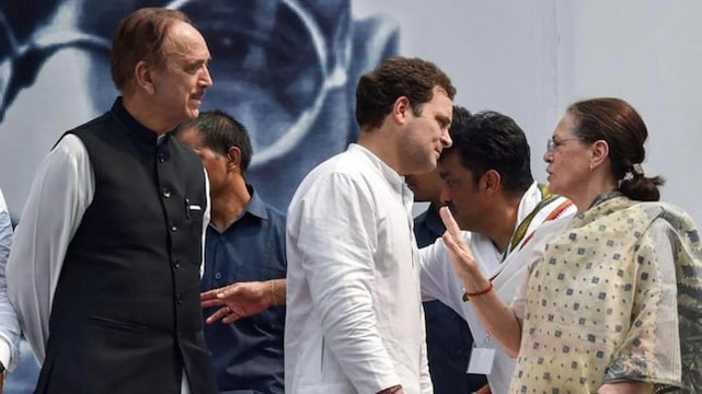 Sonia, Rahul Gandhi reach out to Ghulam Nabi Azad