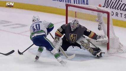 Elias Pettersson dangles in front for incredible goal