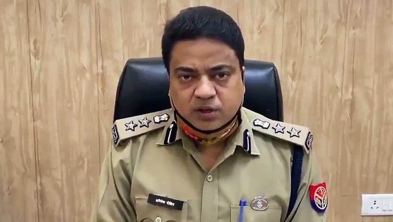 हिन्दू धर्म के देवी देवताओं के विरुद्ध आपत्तिजन...