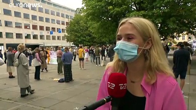 COVID-19: «Θέλουμε να γυρίσουμε στο σχολείο» φωνάζουν οι μαθητές στη Δανία