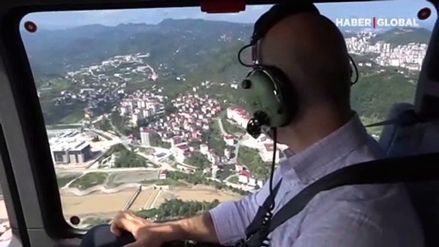 Bakan Karaismailoğlu selden etkilenen bölgeleri havadan inceledi: 4 kilometre yol hasar gördü