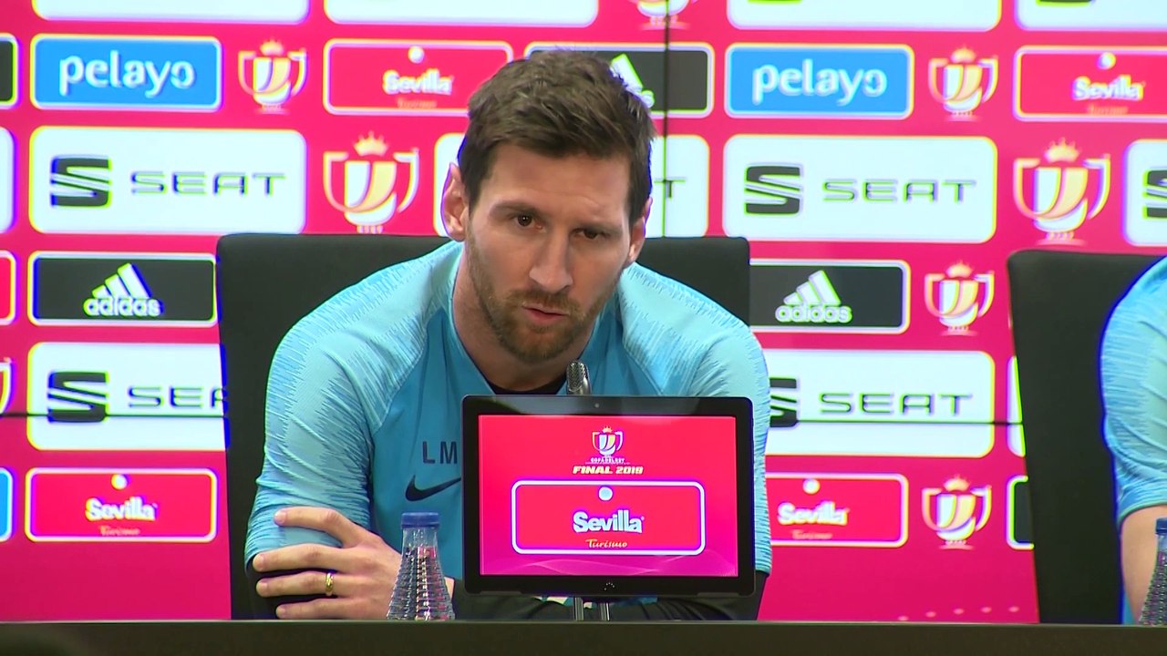 La posible salida de Messi divide a la afición del Fútbol Club Barcelona