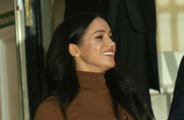 Após deixar realeza, duquesa Meghan admite que está 'feliz por estar em casa'