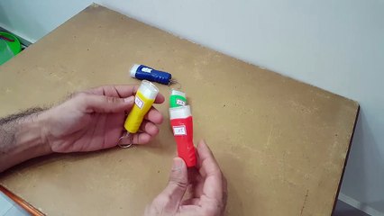 Unboxing and review of mini torch - earthquake survival essential tool