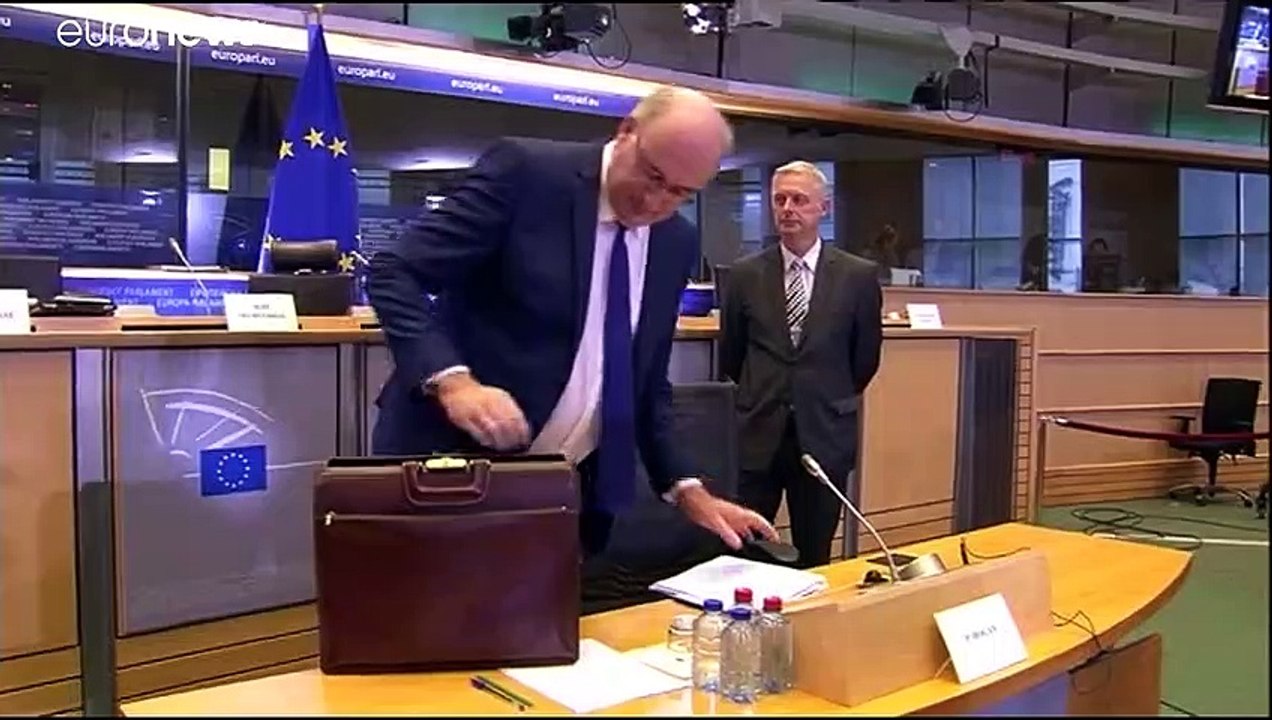 Corona-Verfehlungen: EU-Handelskommissar Phil Hogan nimmt seinen Hut