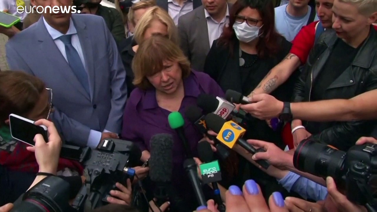 Machtkampf in Belarus - Nobelpreisträgerin Alexijewitsch zum Verhör vorgeladen