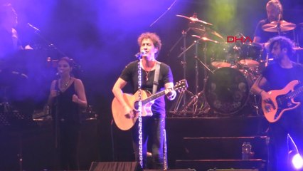 Kıraç, ''Arabada konser'' etkinliğine katılanları coşturdu