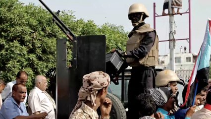 اليمن.. المجلس الانتقالي يفاوض ويشترط وينسحب.. فأي منطق يحكم قراره؟