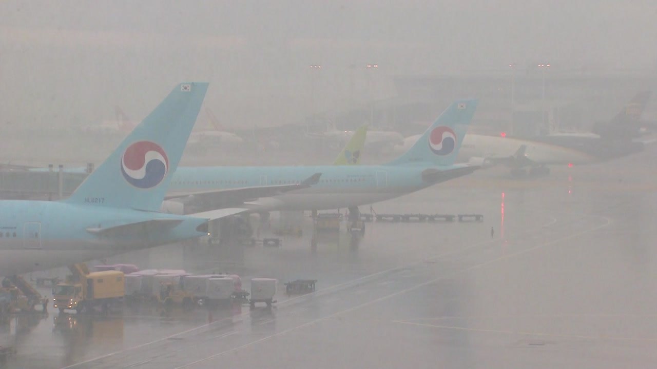 인천국제공항 돌풍 특보 항공기 운항 지연...김포공항도 차질 / YTN
