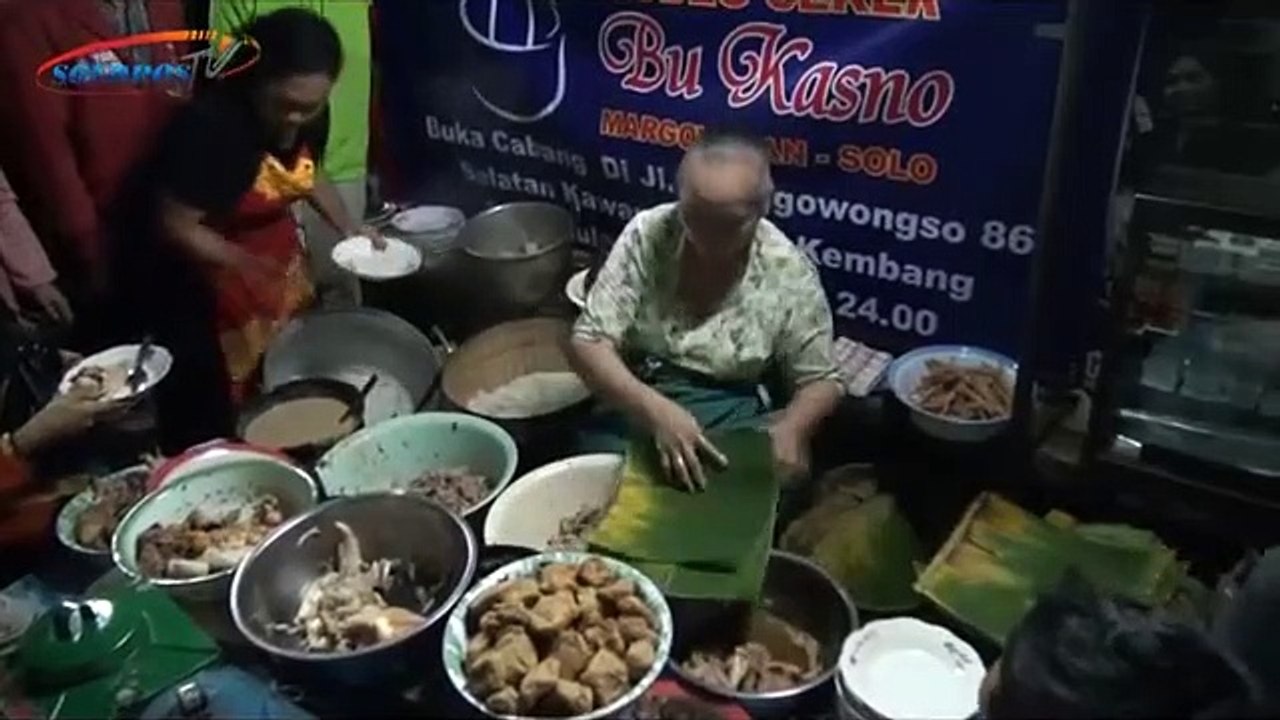 Gudeg Margoyudan, Sensasi Ceker dan Antrean Panjang