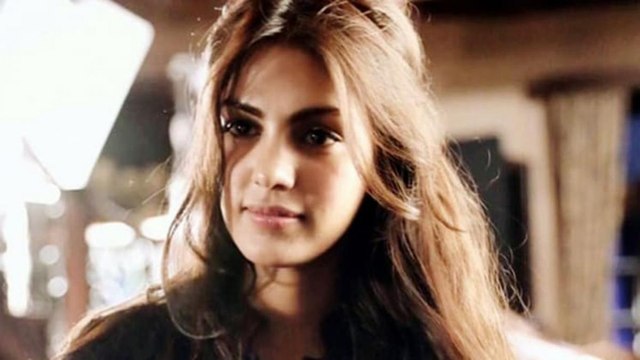 What happened on Europe tour? Rhea Chakraborty reveals