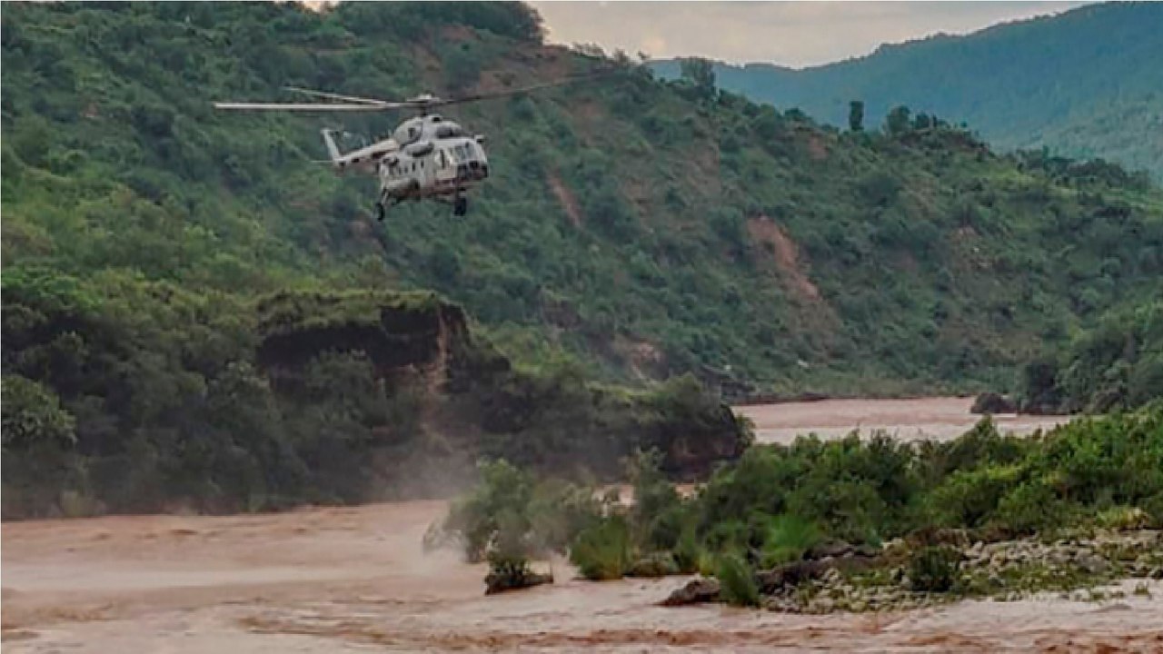 JK: IAF rescues stranded man from rain-battered Rajouri